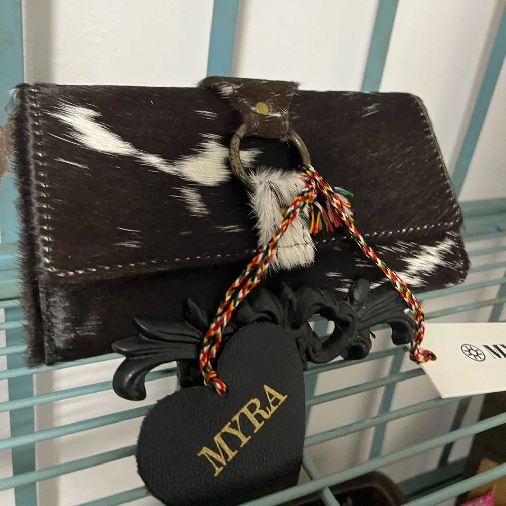 Boho New Western Myra Bag Black White Cowhide Leather Wallet checkbook - Picture 4 of 8
